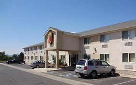 Super 8 By Wyndham Colorado Springs Airport